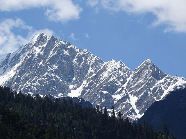 View of Mountain Vista from Manali