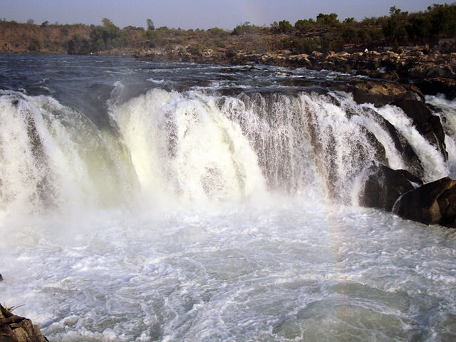 Dhuandhar Falls