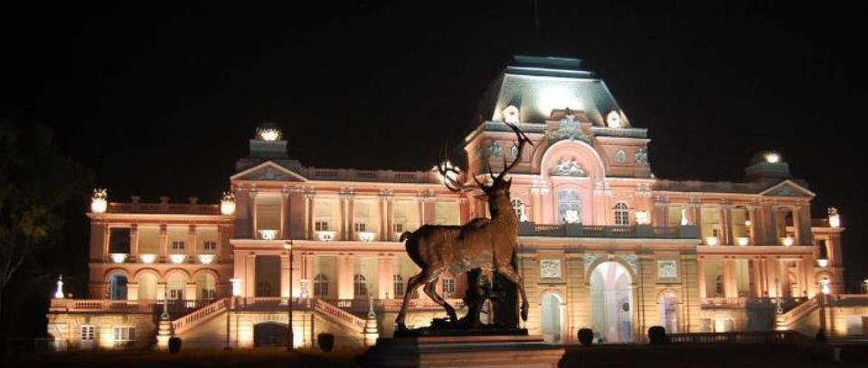 The Sainik School (Jagatjit Palace)