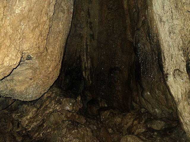 Mawsmai Cave